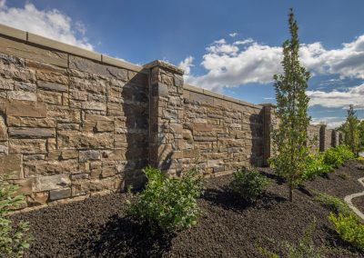 Concrete privacy wall
